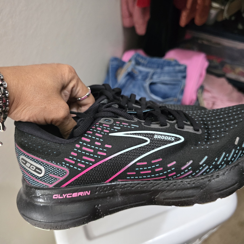 Brooks Women's Glycerin Running Shoes - Black and Pink